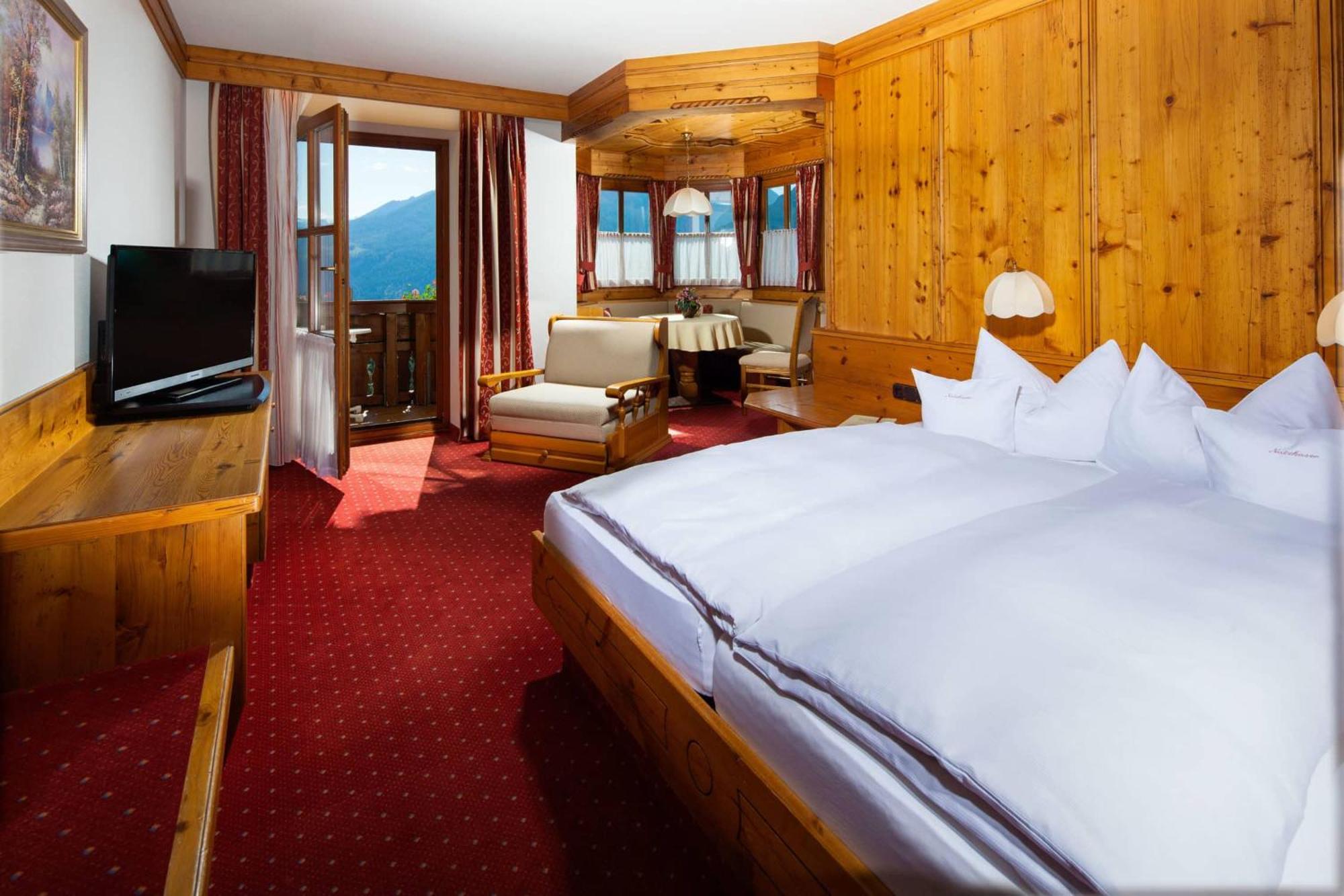 Hotel-Gasthof Nutzkaser ラムサウ エクステリア 写真