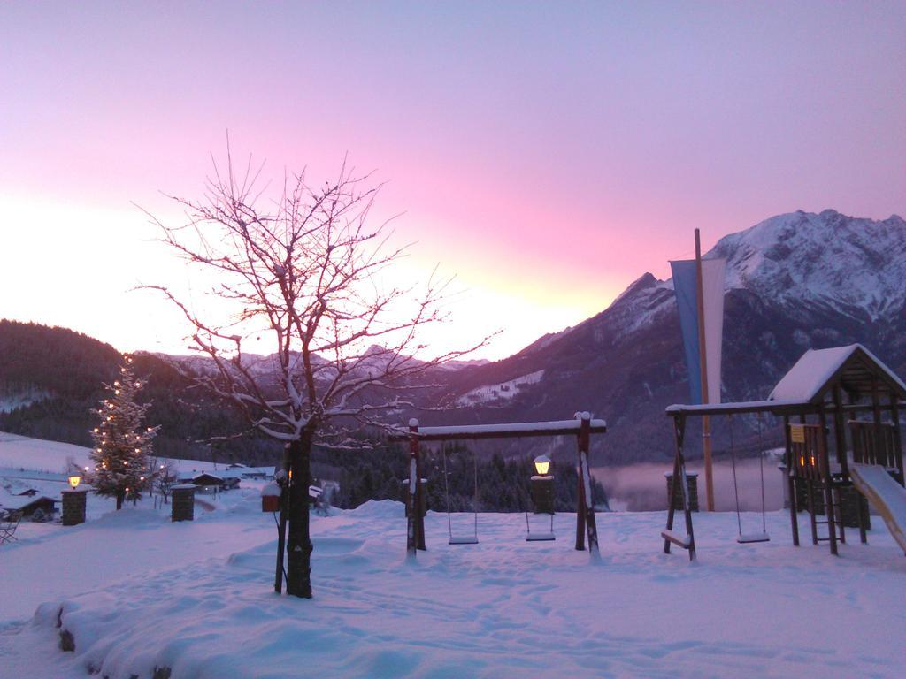 Hotel-Gasthof Nutzkaser ラムサウ エクステリア 写真